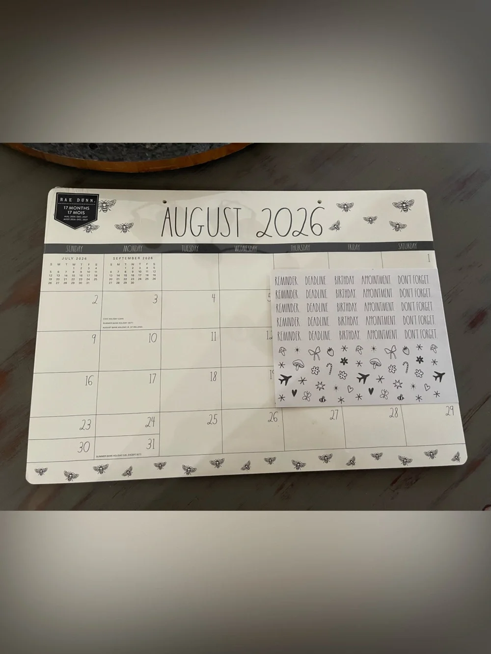 RAE DUNN 17 month desk calendar  Bees - August 2026-December 2027 NEW
